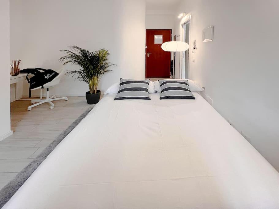20 Min Duomo - Modern Apartment Milano Exterior foto